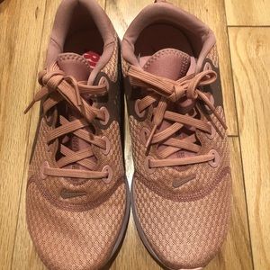 Women’s Nike Pink Sneakers Sz 7.5 US Legend React